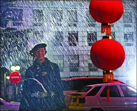 浙江北部出现中到大雪 将严重影响交通出行