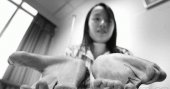 19����Ů��˫��Ѽ���֡� ÿ����7����ָ(ͼ)